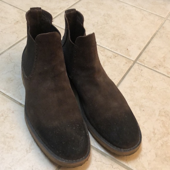 Burberry men’s suede shoe. size 11. - Picture 2 of 3